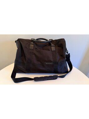 Briggs & Riley Baseline Medium Duffle Travel Weekender Bag in Black Nylon
